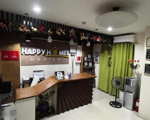 Happy homes Manila Hotel in Makati