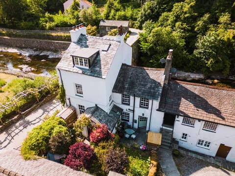 Property building, Bird's eye view