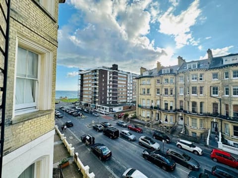 6Morden Serviced Accommodation High Standard6 Wohnung in Hove