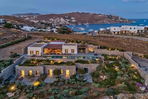Majestic Mykonos Villa - 5 Bedrooms - Villa Shannon - Private Infinity Pool and Sensational Sea Views - Agios Ioannis Villa in Agios Ioannis Diakoftis