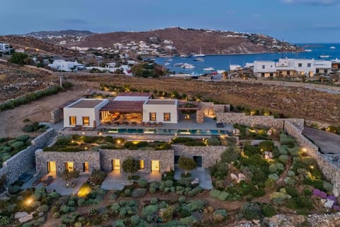 Majestic Mykonos Villa - 5 Bedrooms - Villa Shannon - Private Infinity Pool and Sensational Sea Views - Agios Ioannis Chalet in Agios Ioannis Diakoftis