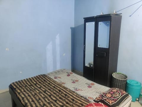 Megha Paying Guest Service, Asarwa Apartment in Ahmedabad