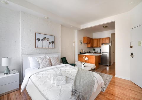 Beautiful Studio Apartment At East Side Condo in Upper East Side