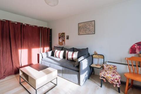 Cosy Studio Apartment ideal for 3 Bagnolet! Apartment in Paris