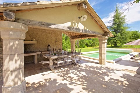 Dining area, Swimming pool