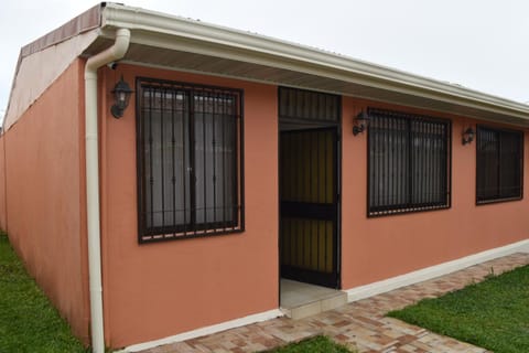 SERENITY HOME H Y M Apartment in Cartago Province, Costa Rica