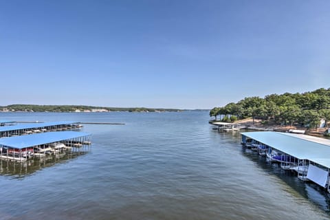 Osage Beach Retreat with Boat Slip Access! Appartement in Osage Beach