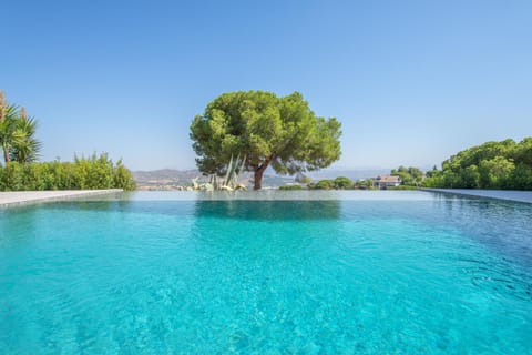 Natural landscape, Swimming pool