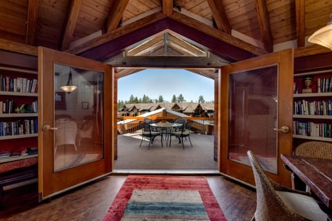 Downtown Penthouse House in Stateline