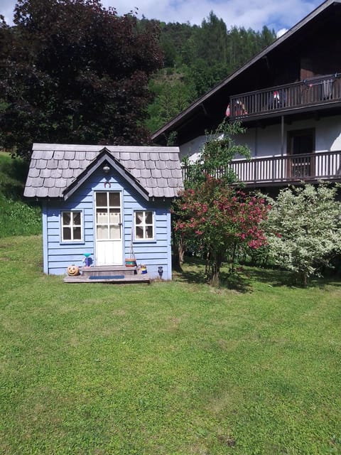 Garden, Mountain view