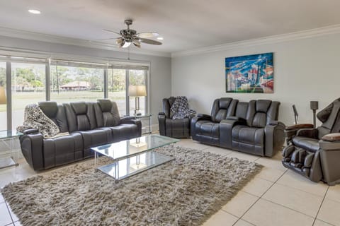 West Palm Beach Rental with Private Pool and Patio! Condo in Palm Beach Gardens