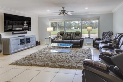 West Palm Beach Rental with Private Pool and Patio! Condo in Palm Beach Gardens