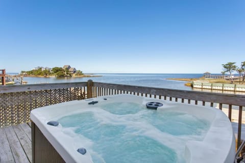 8625 Blue Crush Soundfront Dock House in Frisco