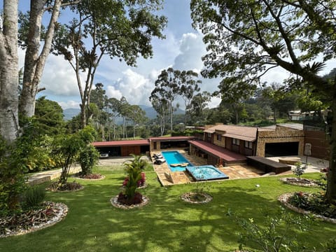 Lujosa Casa Campestre 5 estrellas a 18 min de Cali House in Valle del Cauca