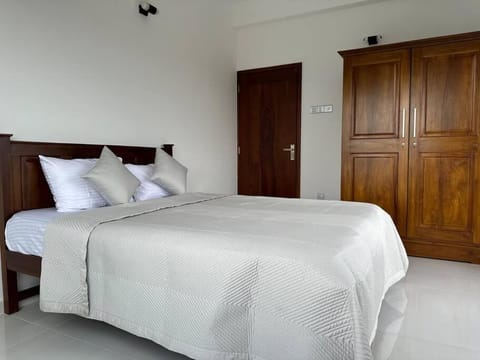 Luxury 3 bed flat in Colombo 7 Condo in Colombo