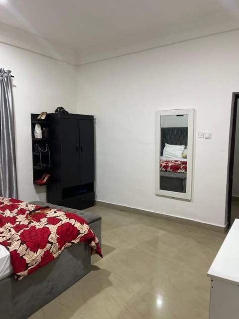 Elnora residents Vacation rental in Abuja