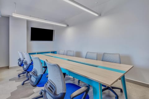 Meeting/conference room