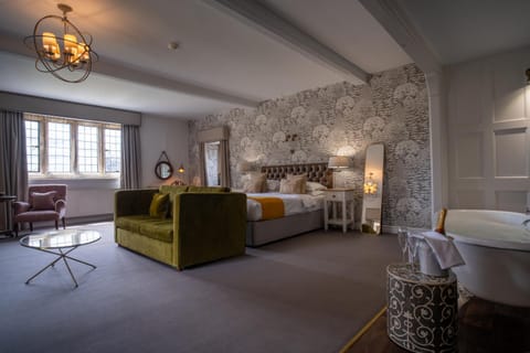 Stonehouse Court Hotel - A Bespoke Hotel Hotel in Stroud District