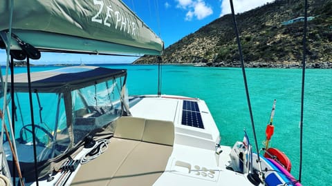 Room in Boat - Unusual night in catamaran with dinner Bed and Breakfast in Saint Martin