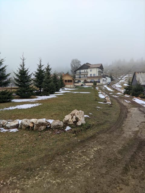 La Rocca Bed and Breakfast in Brașov County