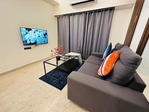 1BR Service apartment in BKC by Florastays Condo in Mumbai