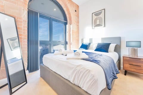Beautiful 1 Bed Apartment in Burton-on-Trent Condo in Burton upon Trent