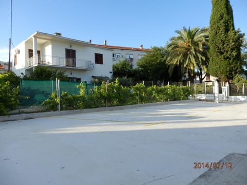 Apartman Kairos Trogir Apartment in Trogir