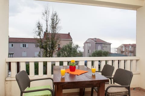 Apartments Tino Condo in Makarska