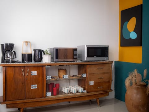 Coffee/tea facilities, Kitchen or kitchenette, Kitchen or kitchenette, minibar