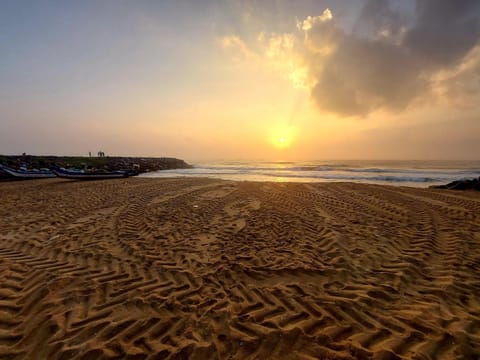 Natural landscape, Beach, Sea view, Sunrise