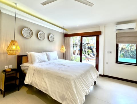 New! Amazing 6BD Private Family Villa with Pool Villa in North Kuta