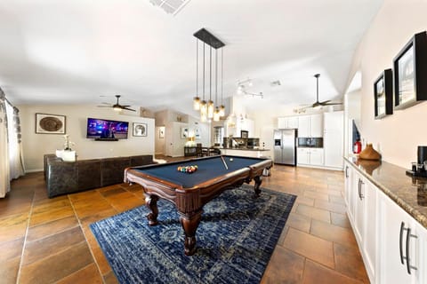 Billiard, Game Room, TV and multimedia