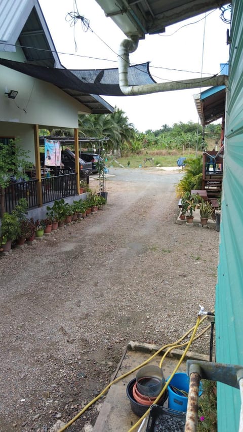 Darvel Bay Homestay Farm Stay in Sabah