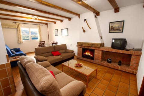 Communal lounge/ TV room, TV and multimedia, Living room, Lounge or bar