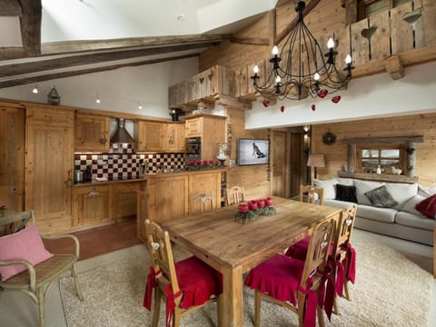 Duplex 4 ch luxe Courchevel 1850 centre & pistes, WiFi, Apple TV, casiers à skis - FR-1-631-179 Apartment in Saint-Bon-Tarentaise