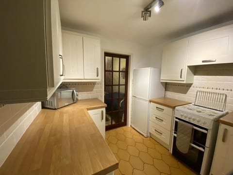 Kitchen or kitchenette, minibar, pet friendly