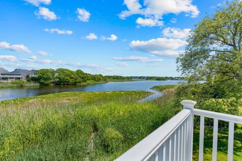 Waterfront Oasis in Yarmouth, Cape Cod House in West Yarmouth