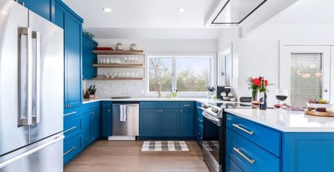 Hot Tub Pool Gameroom ~ Guesthouse ~ Holiday Fun House in Rio Grande