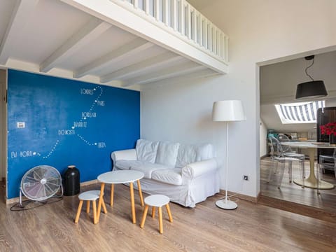 Charmant appartement 1 chambre avec mezzanine à 800m de la plage et près des commerces, Wi-Fi gratuit - FR-1-3-599 Apartment in Biarritz