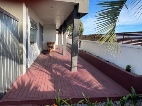 Garden, Balcony/Terrace