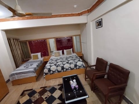 Hotel Inn Gulistan-e-Jhour Übernachtung mit Frühstück in Karachi