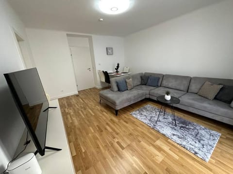 Gemütliche 2- Zimmer Apartment Nähe Neu Donau Condo in Vienna