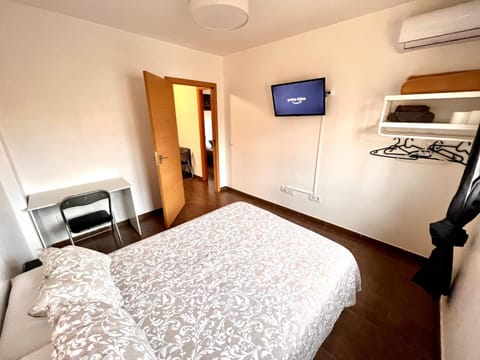 MT Nuevos Apartamentos y Suites con baño privado Condo in Mataró