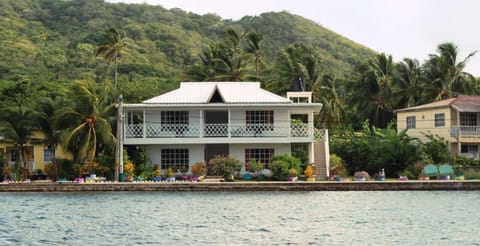 Garden view, Mountain view, Sea view, Street view