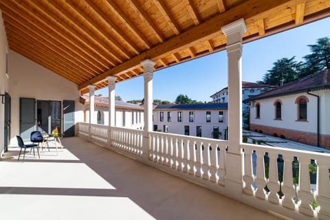 View (from property/room), City view, Garden view, Landmark view