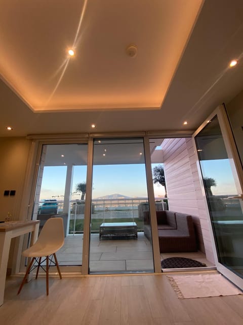 Luxury Studio With Outstanding View Condo in Gibraltar