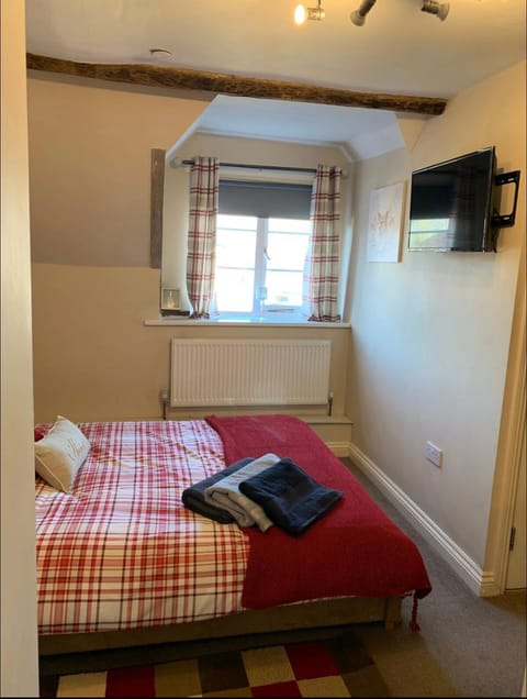 Studio Double. Own bathroom, shared kitchen Alquiler vacacional in Bewdley
