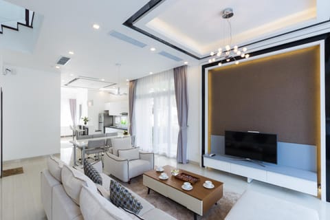 Communal lounge/ TV room