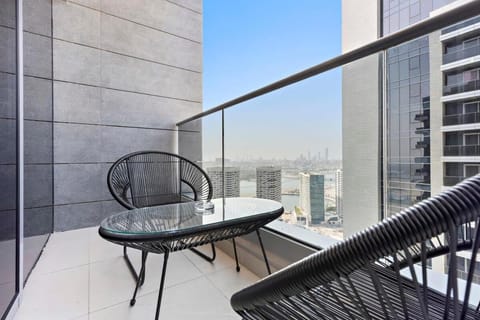 Silkhaus Luxury 2 BDR Reem Central Park Nearby Apartment in Abu Dhabi