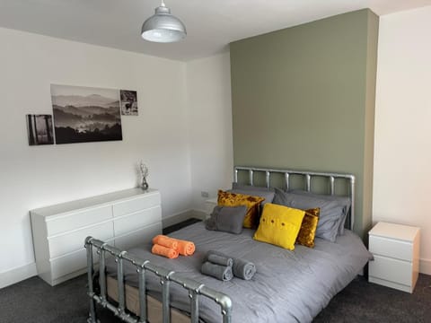 Urban Retreat Apartment in Grimsby